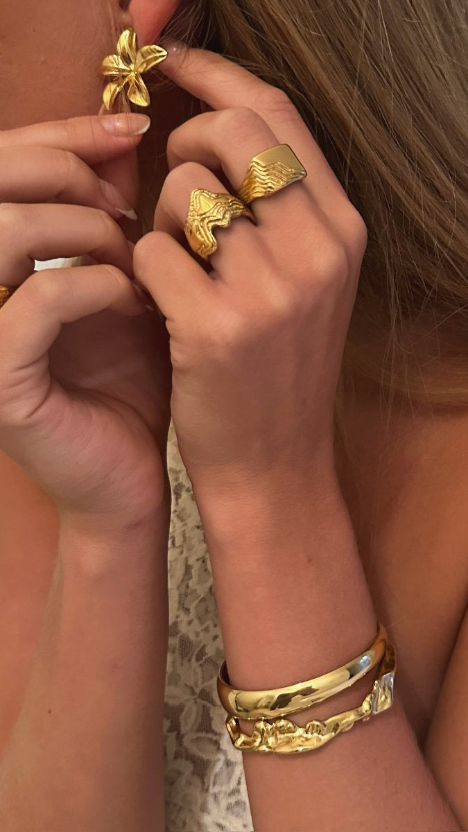 Frida Bangle Bracelet - Gold