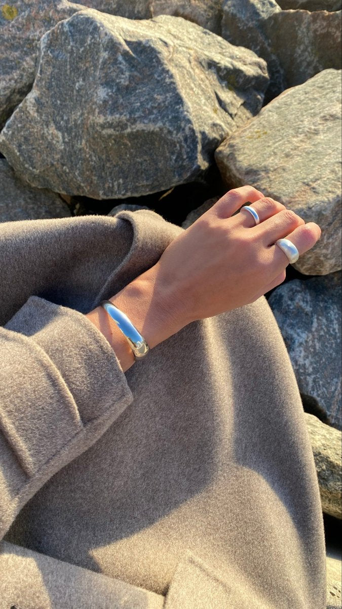 Frida Bangle Bracelet - Silver