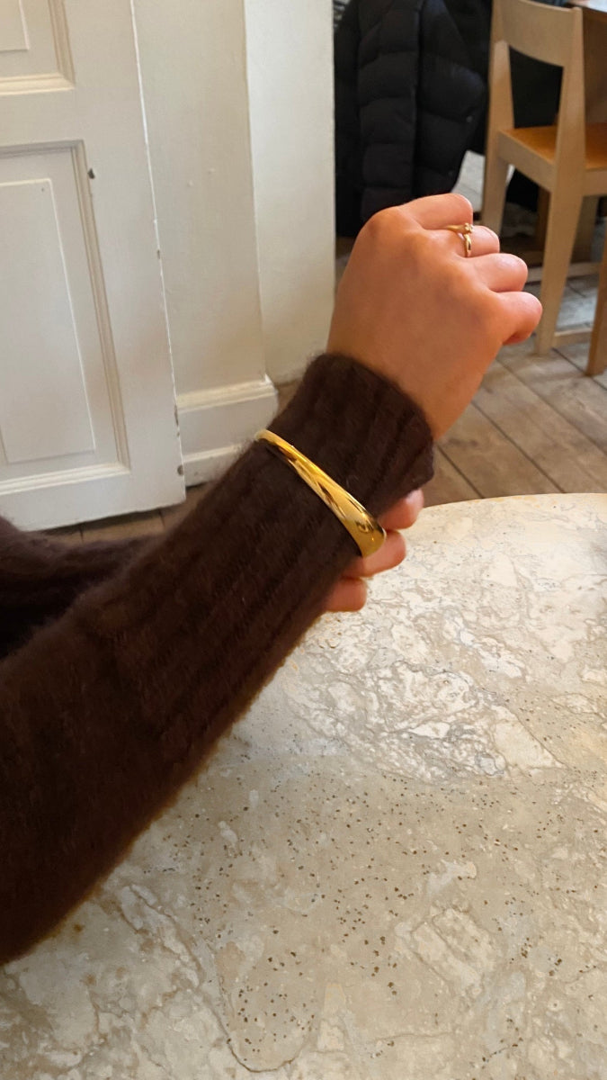 Frida Bangle Bracelet - Gold