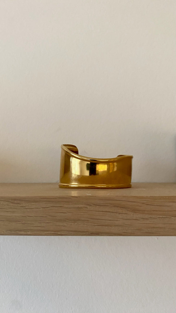 Olivia Bangle Bracelet - Gold