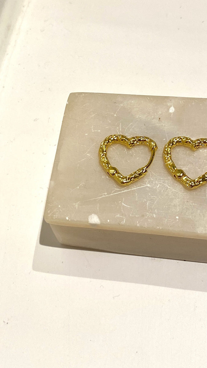 Karla Heart Earrings - Gold
