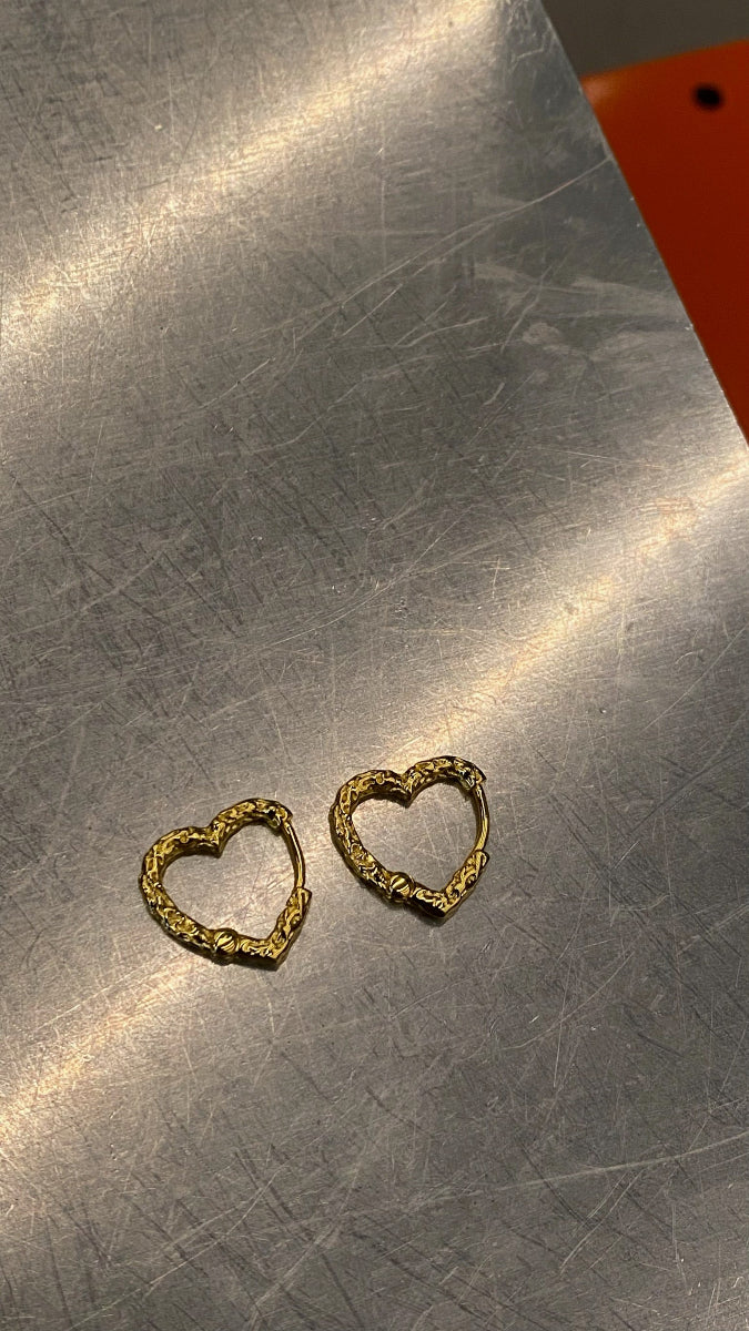 Karla Heart Earrings - Gold