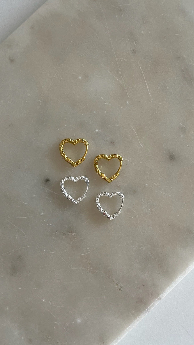 Karla Heart Earrings - Gold
