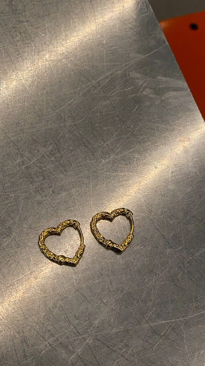 Karla Heart Earrings - Gold